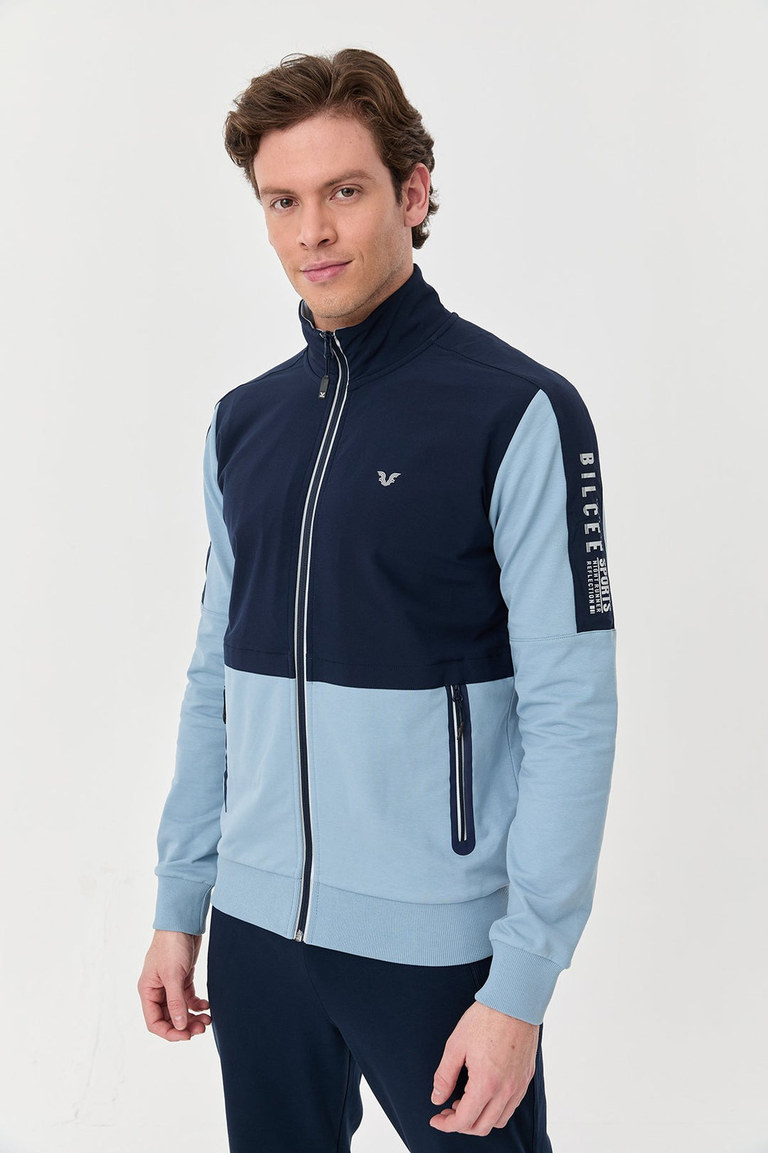 Herren-Trainingsanzug mit Tasche