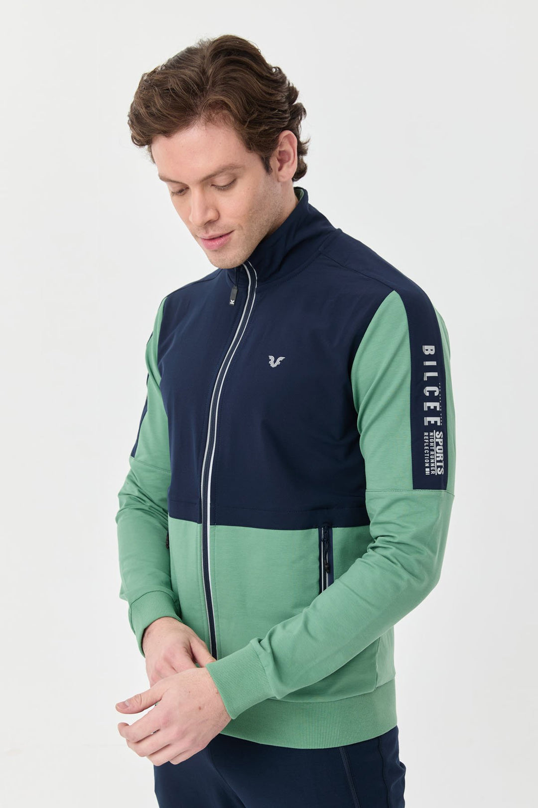 Herren-Trainingsanzug mit Tasche